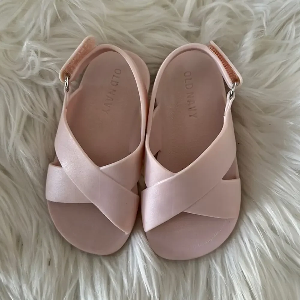 Old Navy | Pink Cross Strap Velcro Buckle Size 5
